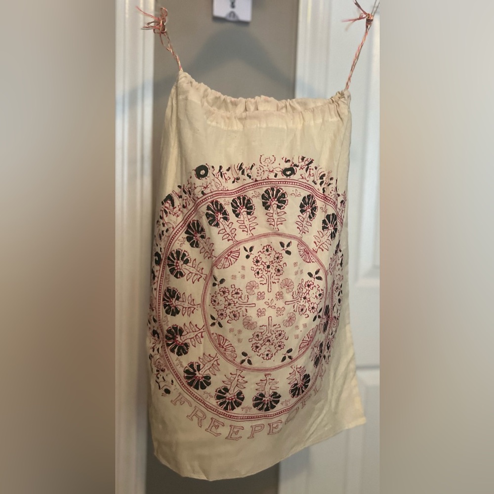 Free People Drawstring bag - Cream and Black